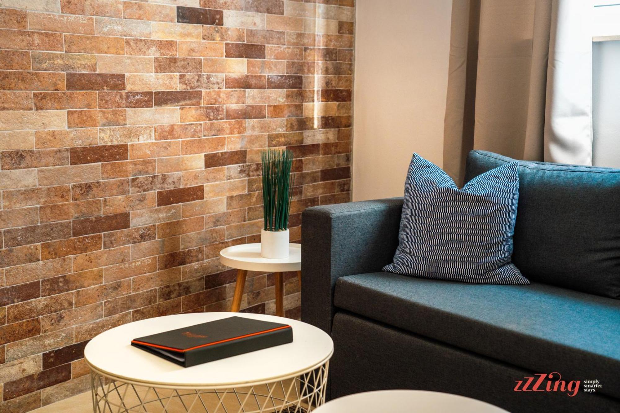 Stylish Duplex Retreat - C41
